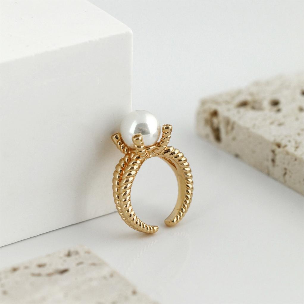 Prima Donna Ring