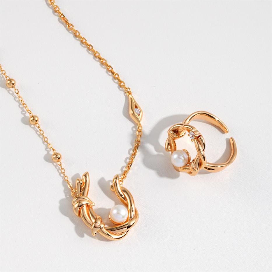 Wicker Branches Zircon Pearl Necklace