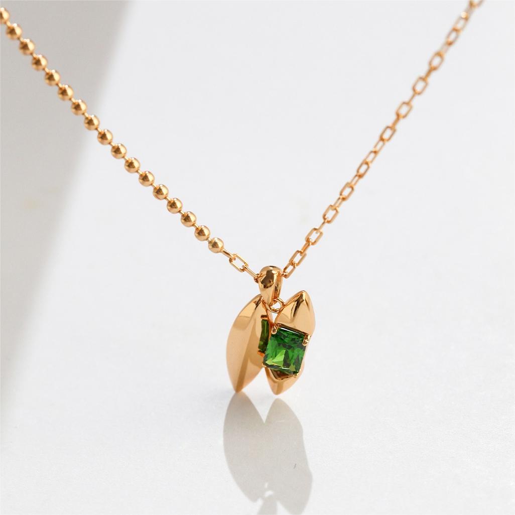Aria Gold Green Zircon Necklace