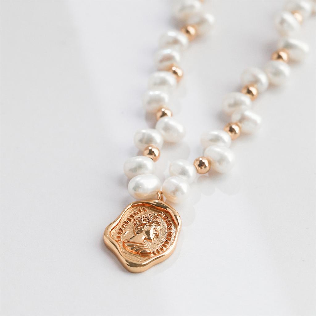 Elizabeth Stamp Baroque Pearl Necklace