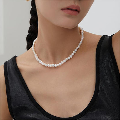 Magic Baroque pearl necklace